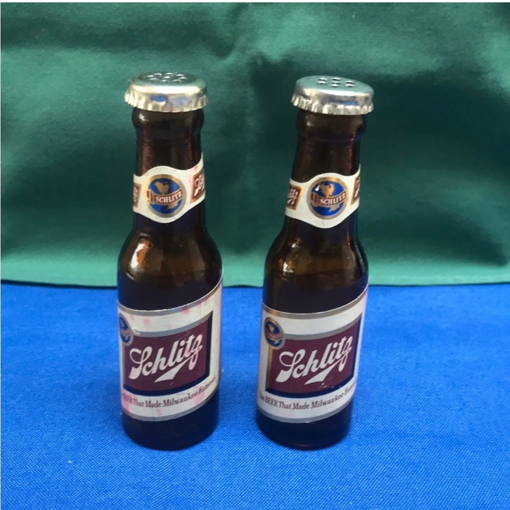 1952 Vintage Schlitz Brown Beer Bottle Salt & Pepper Set